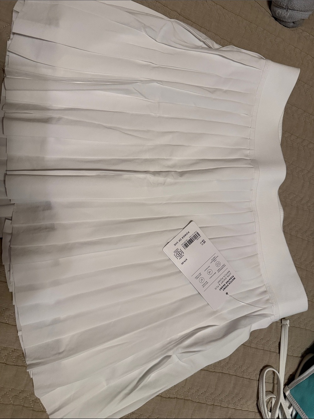 Athleta match point pleated skort size M NWT